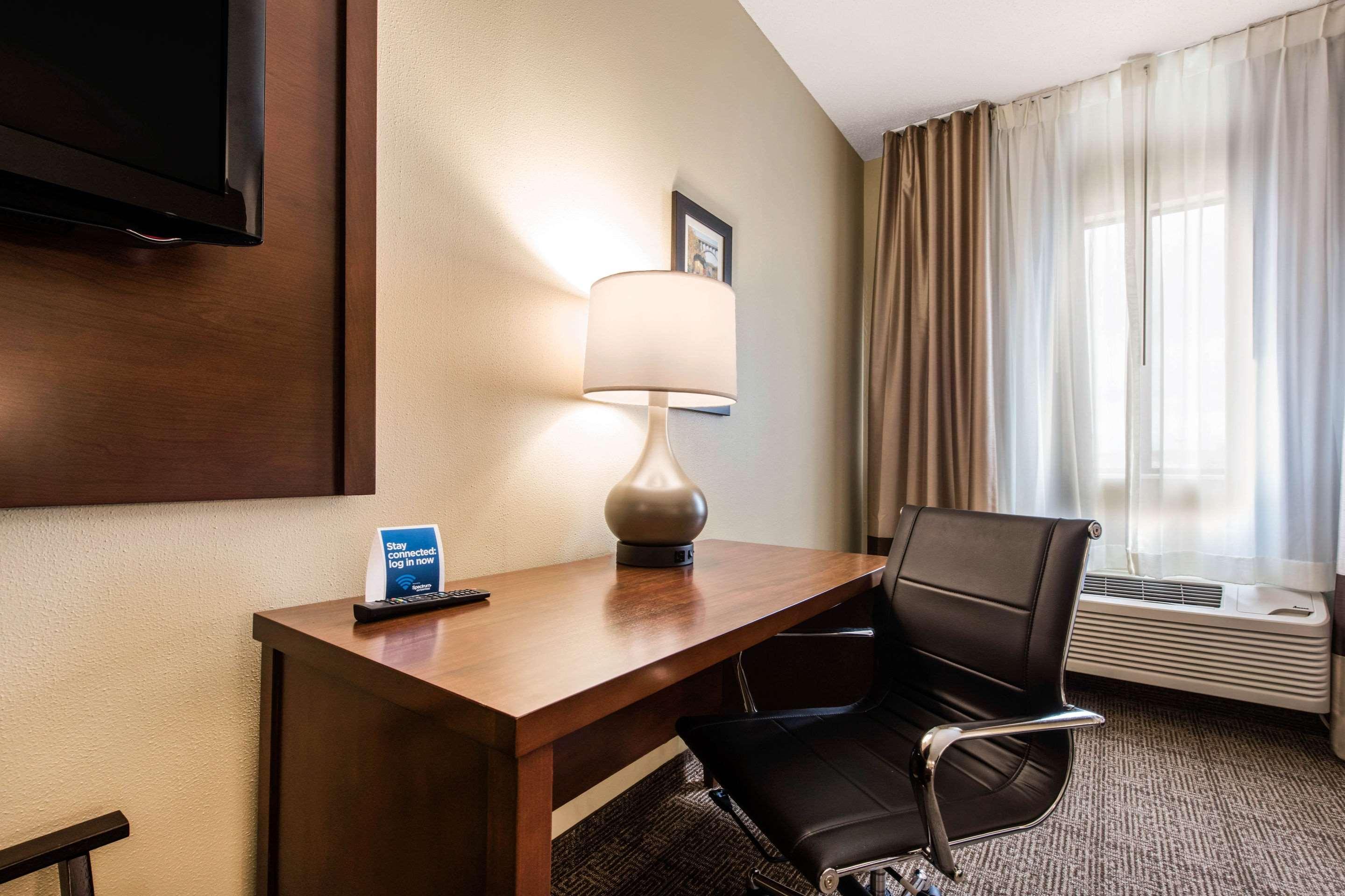 Comfort Inn & Suites Streetsboro - Kent Zewnętrze zdjęcie